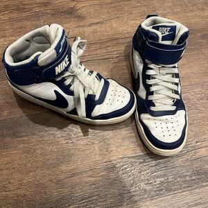 Nike “All Day Play” Boys size 4